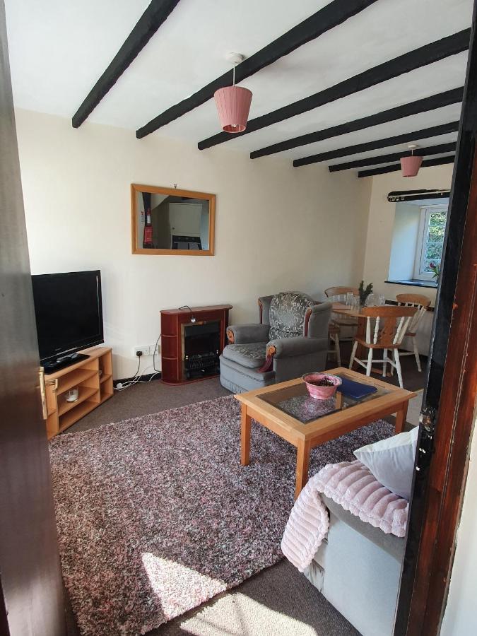 Trelawney Cottage, Sleeps Up To 4, Wifi, Fully Equipped Menheniot Dış mekan fotoğraf