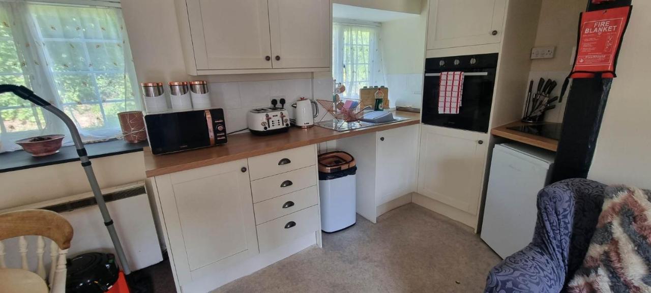 No 4 Trelawney Apartment - Onsite Bar - Restaurant - Horse Riding Menheniot Dış mekan fotoğraf