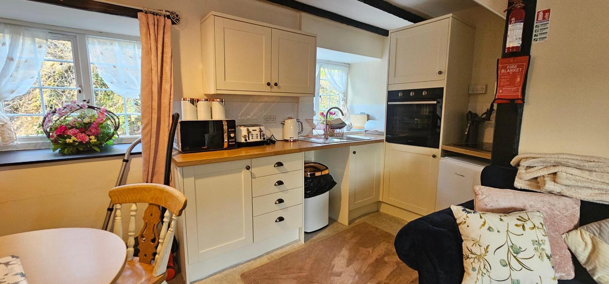 No 4 Trelawney Apartment - Onsite Bar - Restaurant - Horse Riding Menheniot Dış mekan fotoğraf