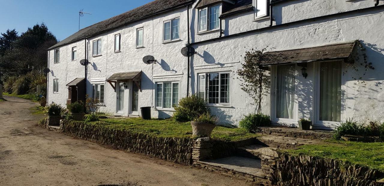 No 4 Trelawney Apartment - Onsite Bar - Restaurant - Horse Riding Menheniot Dış mekan fotoğraf